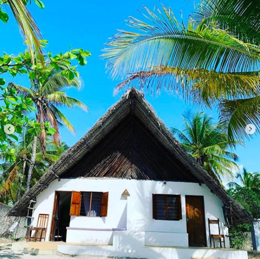 Kilimani Kwetu Beach Hotel Bwejuu Extérieur photo