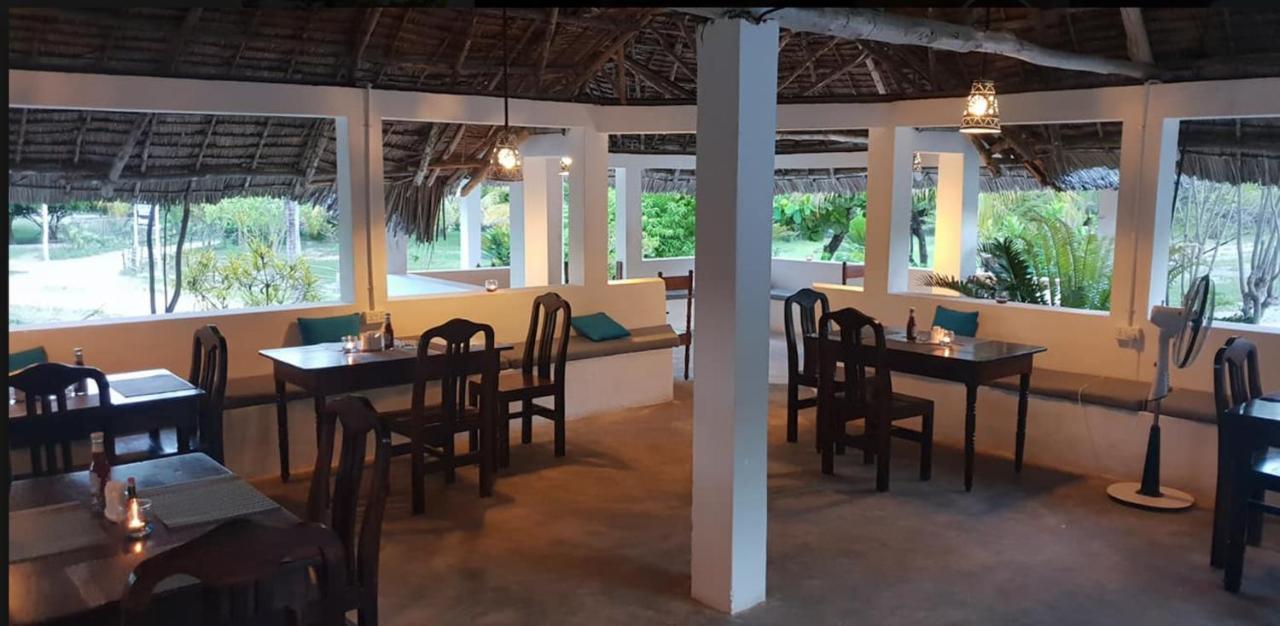Kilimani Kwetu Beach Hotel Bwejuu Extérieur photo